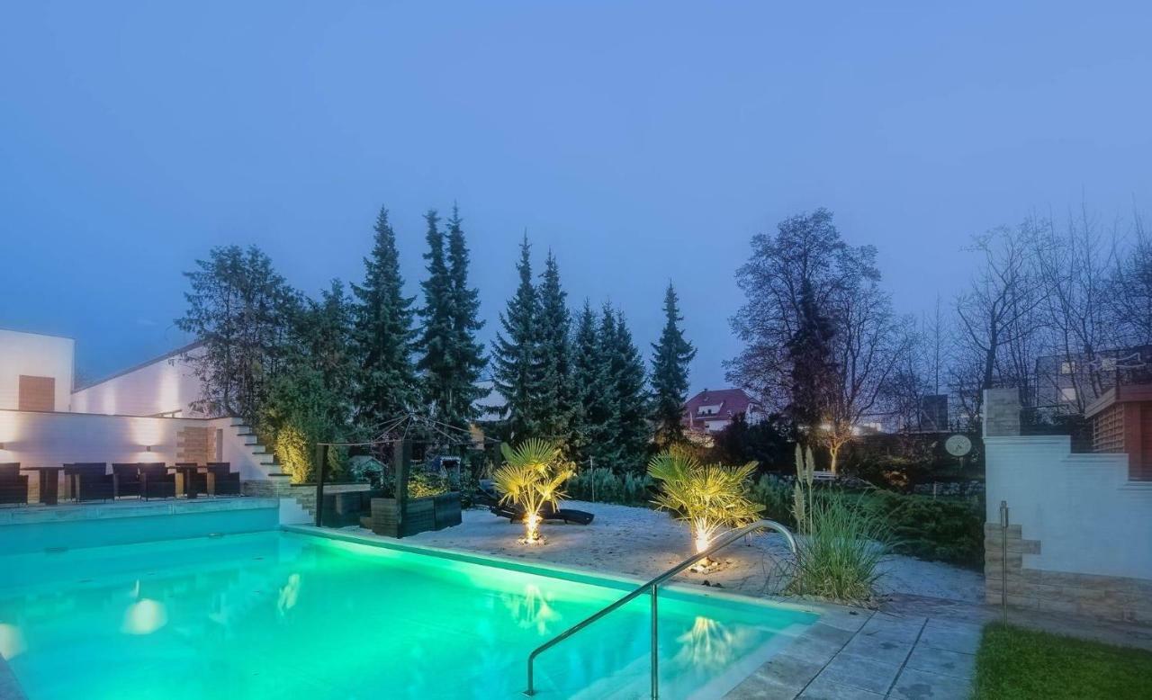 Holi Day Spa Appartement 1 베를린 외부 사진