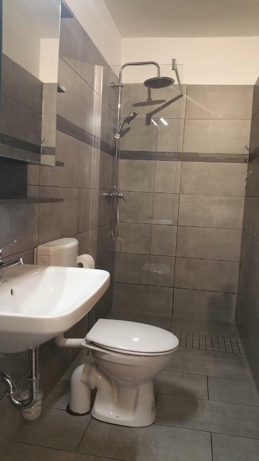 Holi Day Spa Appartement 1 베를린 외부 사진