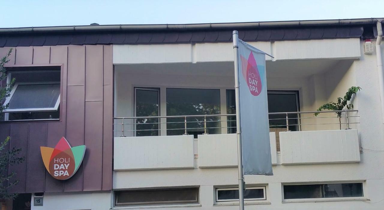 Holi Day Spa Appartement 1 베를린 외부 사진